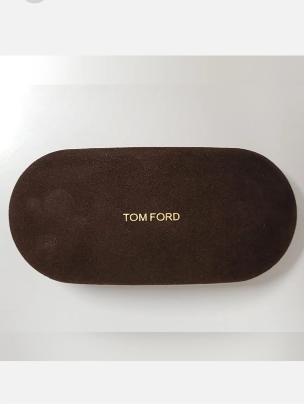 TOM FORD Brown Suede Microfiber Clamshell Sunglass Case Tom Ford Medium Dark Brown Sunglass Case at Amazon Men main image 2